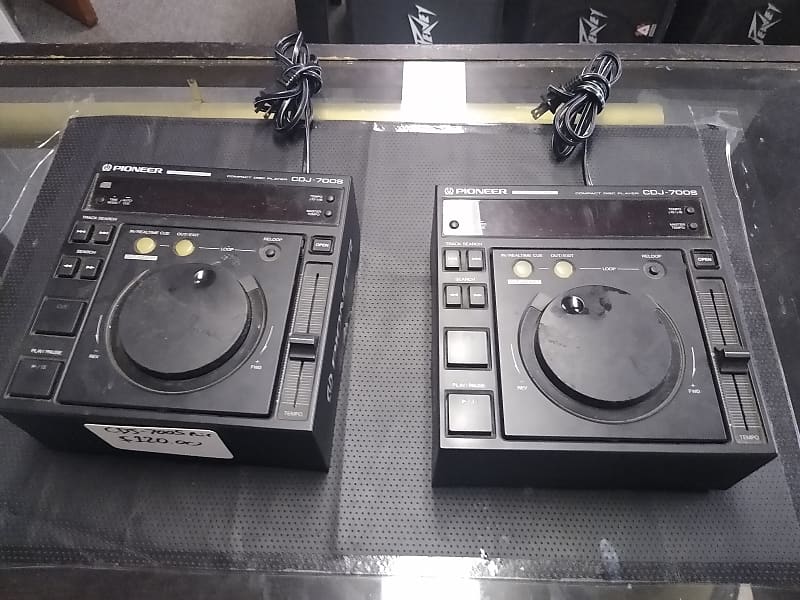Pioneer CDJ-700S CD Players (Pair) | Reverb