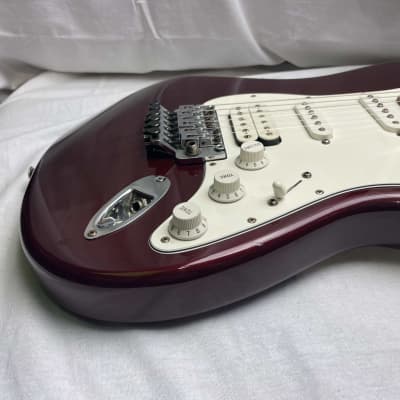 Fender Standard Stratocaster HSS Guitar with Floyd Rose - MIM Mexico 2000 image 8