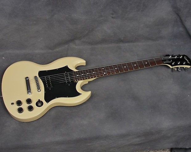 ギター Epiphone by Gibson G-310 Vintage White Epiphone SG G-310 w/Hardcase, Vintage White | Reverb