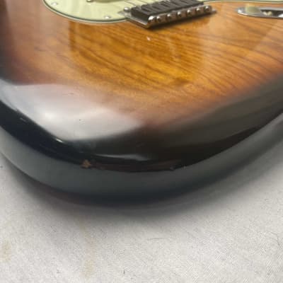 Fender USA Stratocaster Guitar with Case - changed saddles & electronics 1979 - 2-Color Sunburst / Maple neck image 16