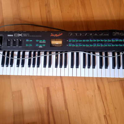 Yamaha DX21 FM Synth