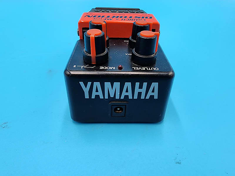 ■YAMAHA CRUNCH L DISTORTION CMD-100 Rare 80s Yamaha CMD-100 Crunch & Metal Distortion Guitar
