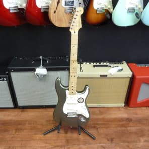 Fender American Standard Stratocaster 2014 Jade Pearl Metallic image 2