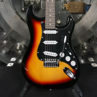 Indio Stratocaster - 3-Color Sunburst (Upgraded Bone Nut) w/ Gig Bag image 1