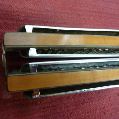 Hohner Chord-48 Orchestra Plus grand HARMONICA au monde 60cm image 3