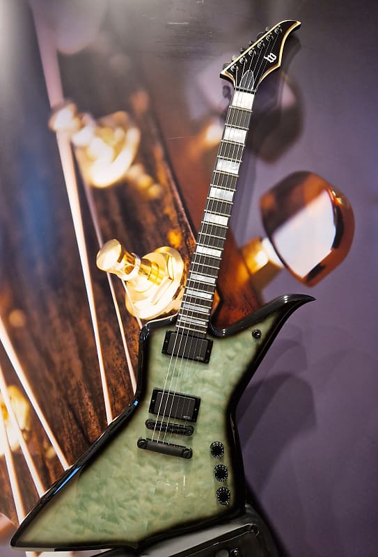 いっきゅう　ドゥ・バール リード 沢山セット Wylde Audio #4521 Blood Eagle Nordic Ice E-Guitar, Zakk