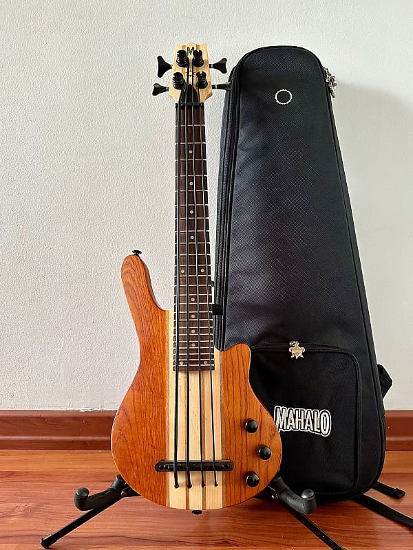 Mahalo U bass 2020 Natural Reverb