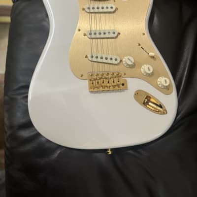 Fender Custom Shop Limited Edition 75th Anniversary Stratocaster 5A Birdseye Maple Neck Rosewood Fingerboard NOS Diamond White Pearl image 12