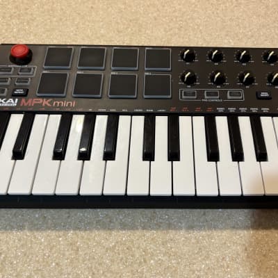 Akai MPK Mini MKII 25-Key MIDI Controller 2014 - Present - Black