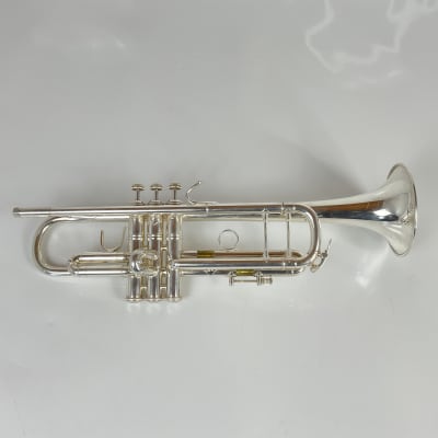 Bach Model 37 Stradivarius Professional Trumpet SN 106572 EARLY 