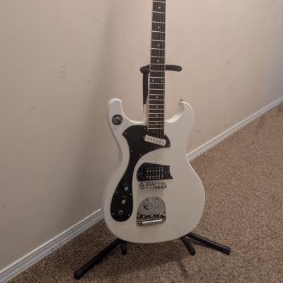 DiPinto Mach IV Blue | Reverb DiPinto Mach IV Blue | Reverb
