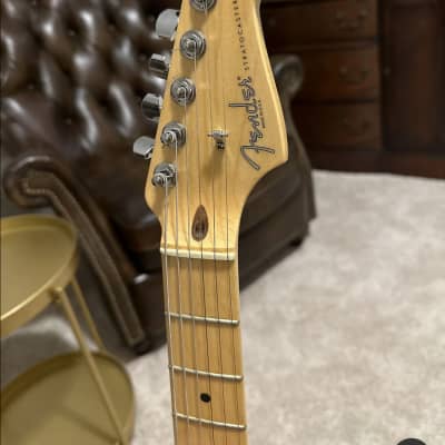 Fender American Standard Stratocaster with Maple Fretboard 2008 - 2012 - Blizzard Pearl image 2