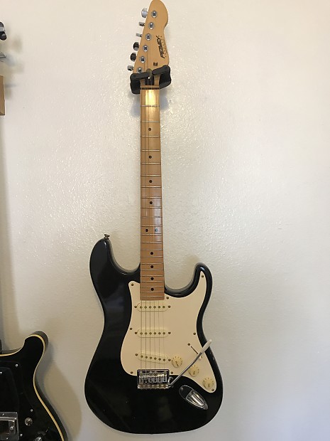 Peavey clearance predator strat