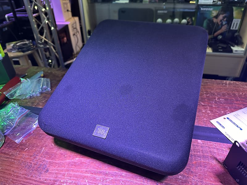 Jbl 8320 Jbl Cinema Speakers JBL 8320 Compact Cinema Surround