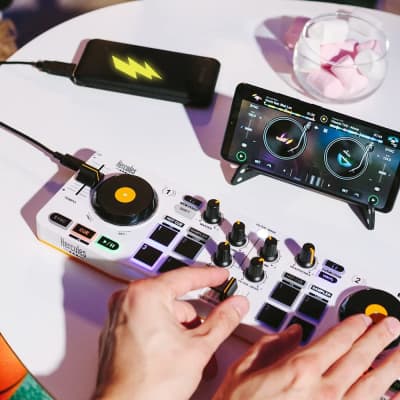 Hercules DJControl Mix – Bluetooth Wireless DJ Controller for Smartphones – 2 Decks image 6