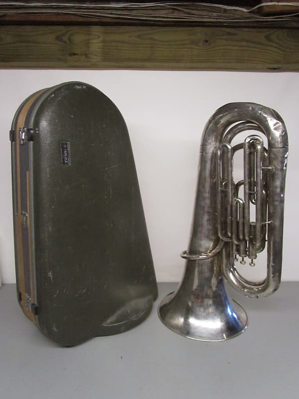 Yamaha YBB-104 Marching Tuba