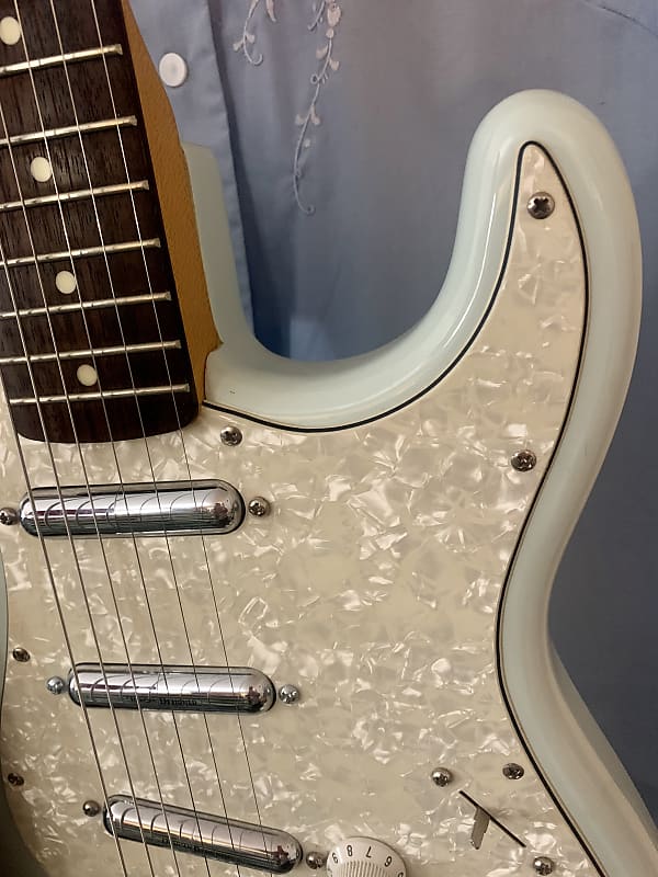 Squier Vintage Modified Surf Stratocaster | Reverb