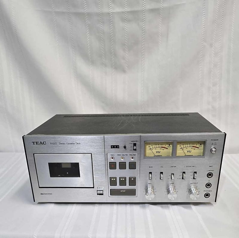 ジャンク扱いTEAC STEREO CASSETTEDECK A-3 動作未確認 ジャンク扱いTEAC STEREO CASSETTEDECK A-3 動作未確認
