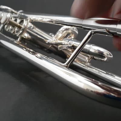 Getzen Eterna 770 Select Trumpet ,2 Mutes, 2 Mouthpieces & Case Silver image 19