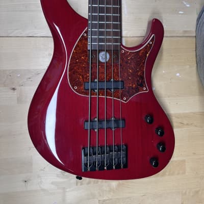 Modulus fb4 ベース　black red 2006 Modulus FB4 Funk Unlimited Flea Bass Red | Guitar Chimp