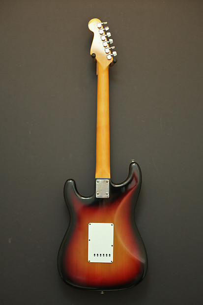Fernandes Sunburst Stratocaster, Spaghetti Logo