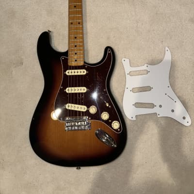 Fender Vintera '50s Stratocaster Modified image 2