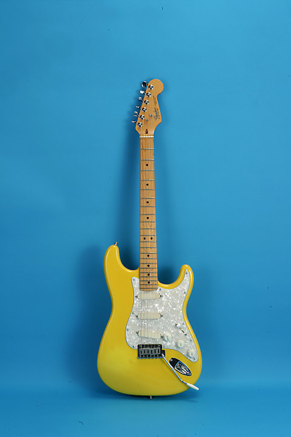 Fender Deluxe American Strat Plus 1989 Graffiti Yellow image 1