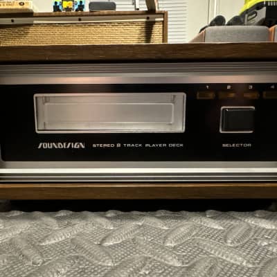 Soundesign Model 476B 8 Track Player Professionally Serviced image 1