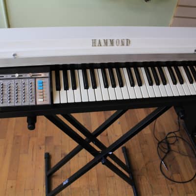 Hammond 102200 mono synth 1974 image 1