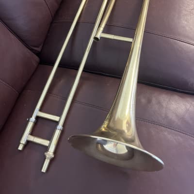 Olds Ambassador A-15 Bb Tenor Trombone (1949) (Los Angeles) SN 31531 (rare) (new lacquer - clear coat) image 4