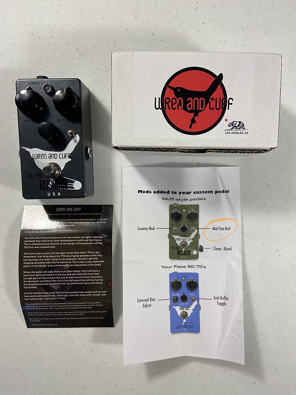 Wren and Cuff Tall Font Russian