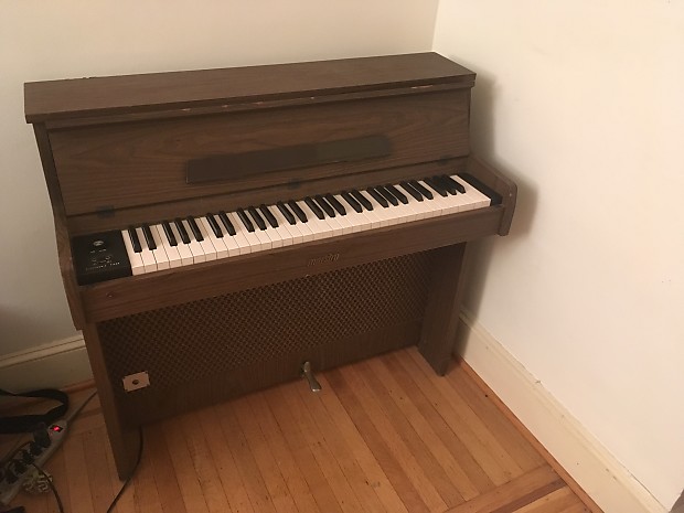 Gibson Maestro Electric Piano Model 612P Elepian rare piano similar to Wurlitzer or Fender Rhodes