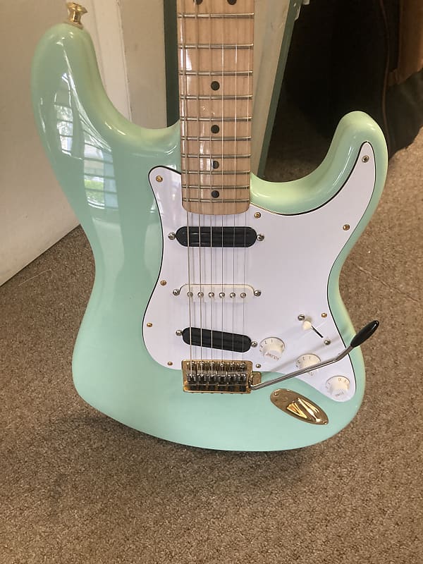 Fender Stratocaster 2004-05