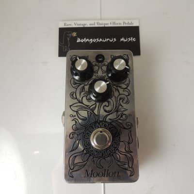Moollon Buffer Age Tremolo Effects Pedal Free USA Shipping for sale