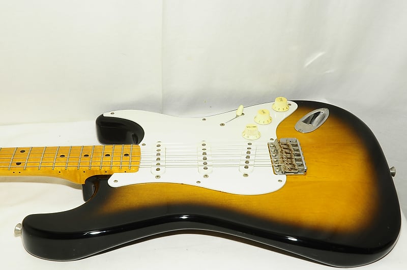 Fender Japan ST57-70TX 2TS Stratocaster Sunburst Electric