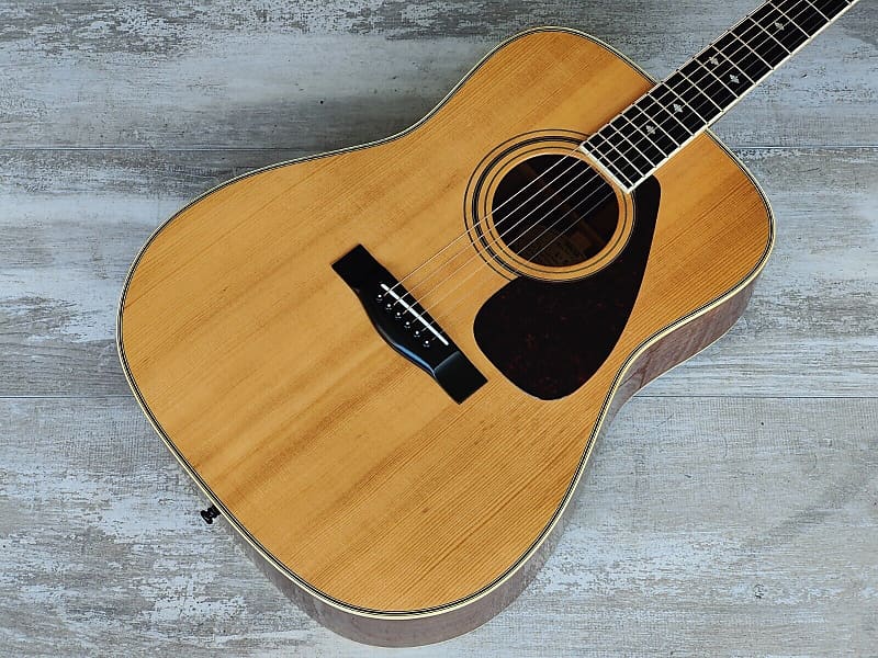 Yamaha acoustic dreadnought hotsell