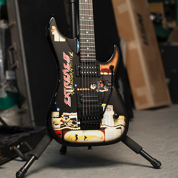 Washburn Special 25th Anniversary Pornograffitti Edition Nuno Bettencourt PN4 7