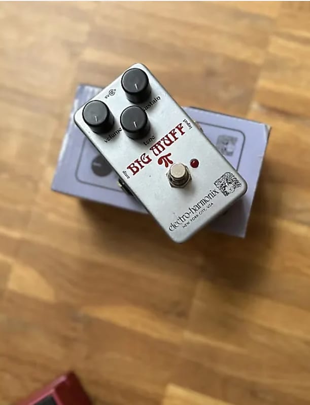 Electro-Harmonix Ram's Head Big Muff Pi