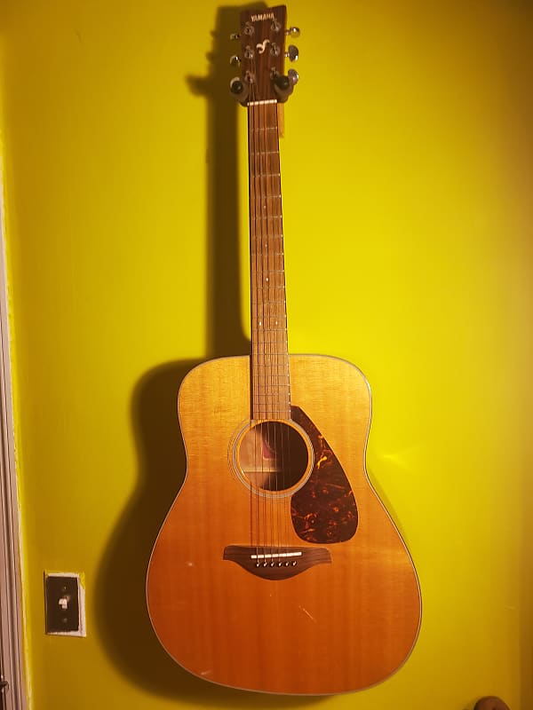 Yamaha FG700S Acoustic Folk Guitar