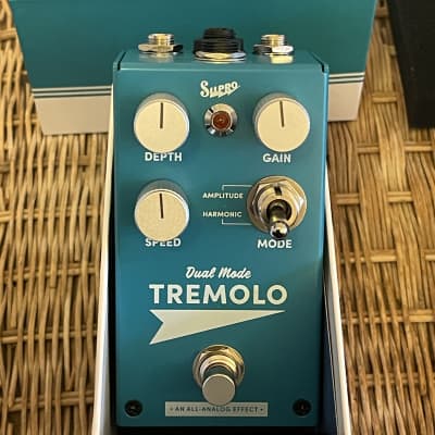 Boss TR-2 Tremolo with Keeley Mod Teal | Reverb UK