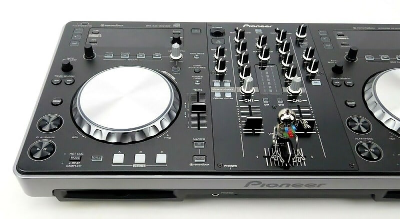 Pioneer XDJ-R1 DJ Controller with rekordbox