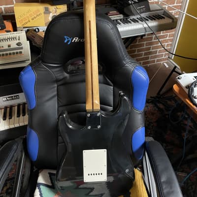 Fender Squier Stratocaster image 6