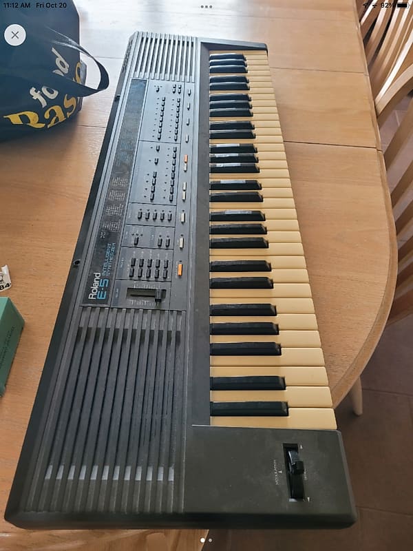 Roland E5 1989 - Black image 1