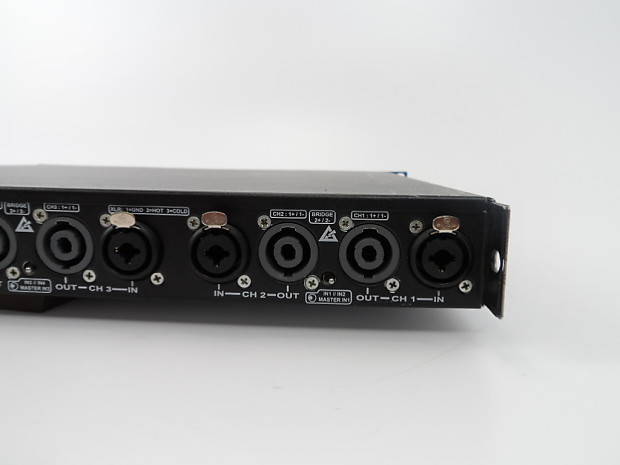 Powersoft Digam Q4002 4 Channel 600 Watts at 4 Ohms Rack Power