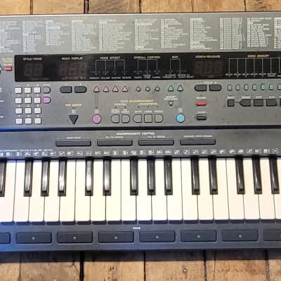 Yamaha PSS-795 KEYBOARD 