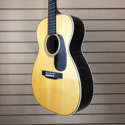 Martin 00-28 Acoustic Guitar - Natural w/ OHSC + FREE Shipping #978 image 3