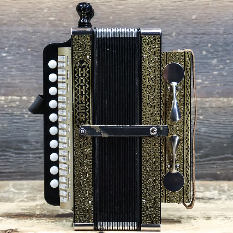 Hohner 4 stop deals accordion