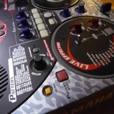 90'S Yamaha DJX-IIB DJ Scratch Pad Sequencer Mixer Sampler
