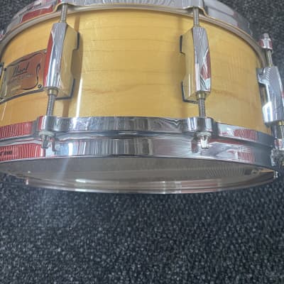 Pearl Masters Custom Plus 5.5”x14” exotic lacquer maple snare drum image 3