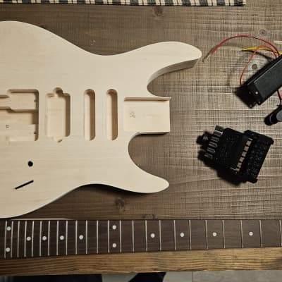 Saga Steinberger GR/GU styled kit guitar | Reverb